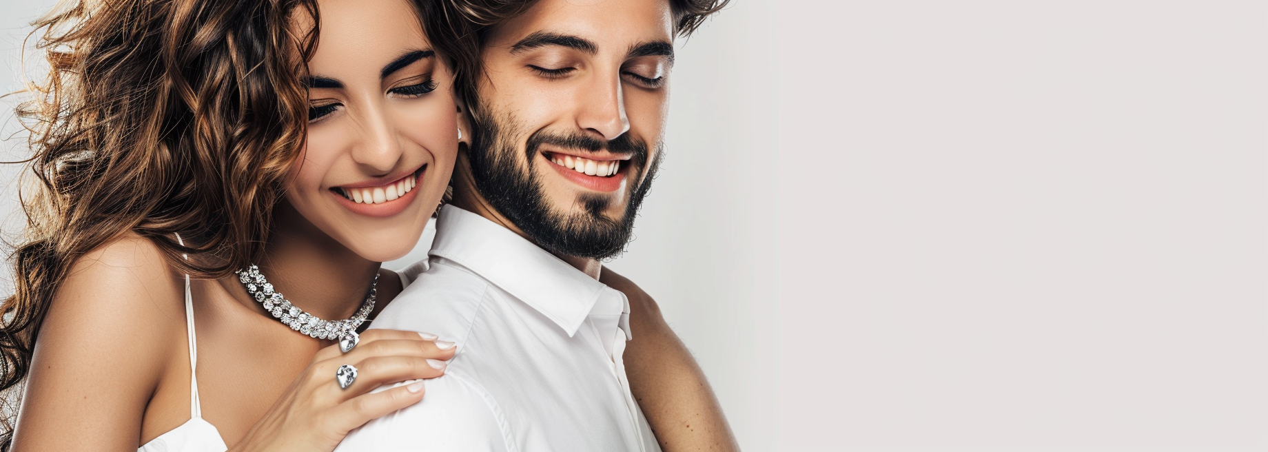 Home page mobile banner 3 Reverra Jewels