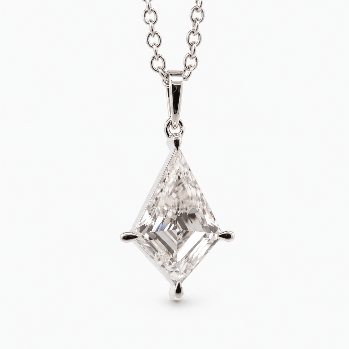Reverra 14K Gold Lab Grown Diamond Classic Shape Pendant For Women - Reverra Jewels Inc.