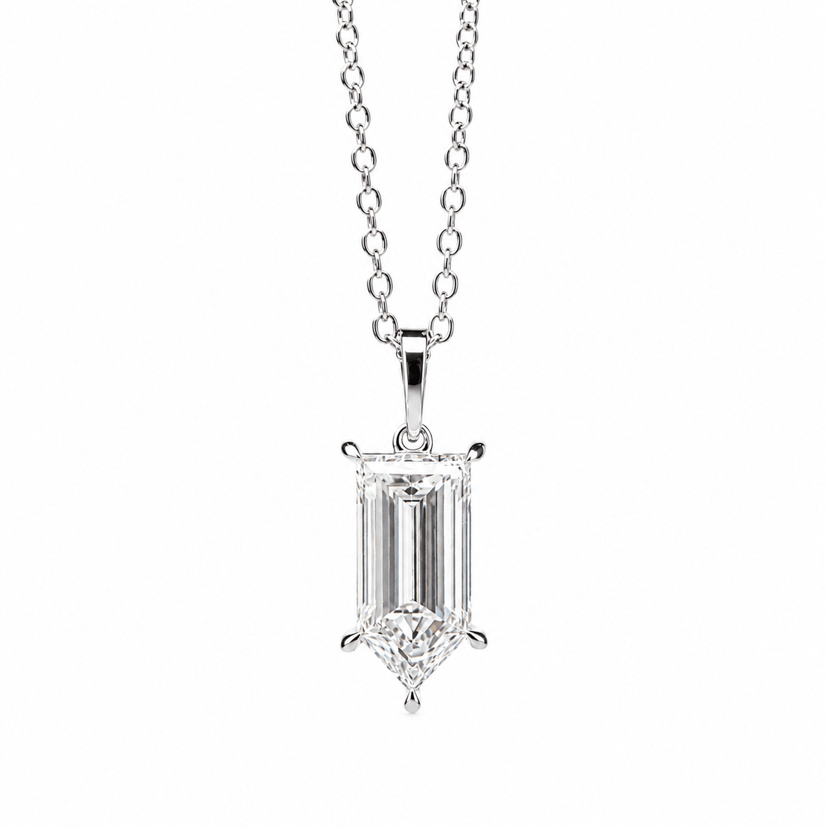 Reverra 14K Gold Lab Grown Diamond Classic Shape Pendant For Women - Reverra Jewels Inc.